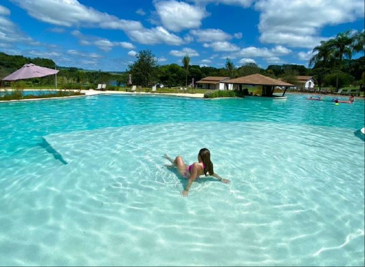 Vale das Águas Fazenda Resort anuncia pacotes para Natal e Réveillon em meio à natureza