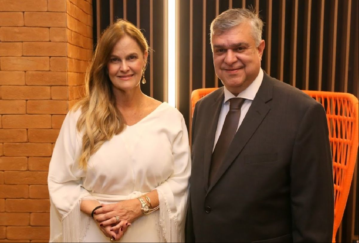 ABIH-MG empossa nova diretoria em evento prestigiado no Rooftop Intercity BH Expo